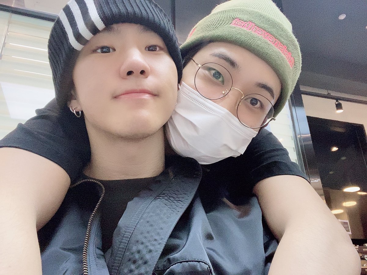 전히읗 tweet media