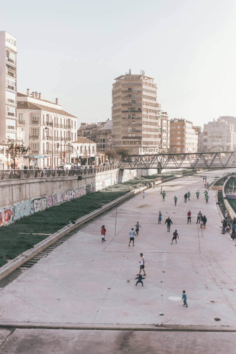 CiudadesCaminan's tweet photo. 🛤️⚙️ “Intercambiadores” es el nuevo lenguaje para construir #CiudadesConectadas donde socializar, comprar o moverse es más fácil. #MovilidadUrbana #RediseñoDeCiudades https://t.co/2rEN6QiMn4 https://t.co/FhW7IDCzqv
