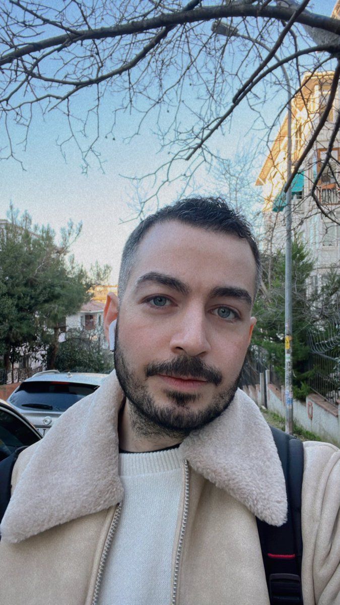 mithatthunder's tweet photo. Günaydın… ☀️ 
Bugün bi 30lara yaklaşınca gelen “amk ne kadar güzel yaşlanıyorum” hissi var üzerimde. https://t.co/a8F58eIN6i