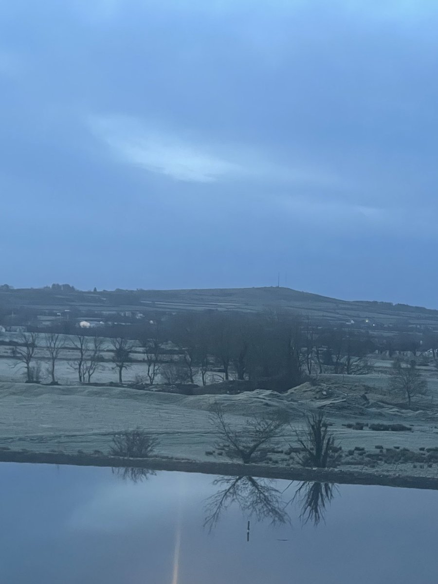 #Abbeyknockmoy, day 6 without power, there’s a frost, it’s cold, the handful of lights are from those that have generators set up. The ineptitude of this lack of preparedness and response is staggering.