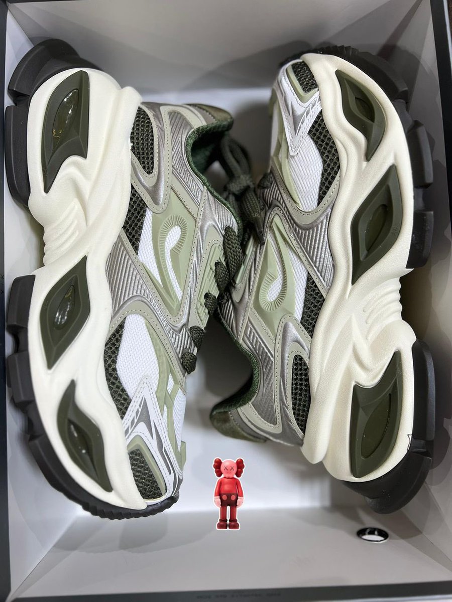 midewears10's tweet image. NEW STOCK ALERT… #Green
*#NotTheRegular* 
#OGR  - SNKRS
Size: 40-45
*PRICE: 110,000* (HIGH QUALITY) 🚨
Comes with complete packaging…
