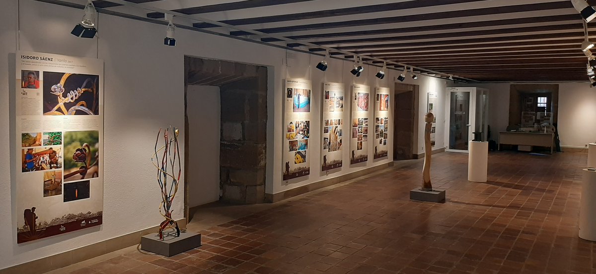 🖼️/El Centro Fundación Caja Rioja Haro acoge la exposición “1 kilómetro de arte. Ventosa. Primer museo al aire libre inclusivo de La Rioja”, una muestra que podrá visitarse hasta el 15 de febrero, de lunes a sábado, de 18:00 a 21:00 horas. 

En colaboración con <a href="/lariojaorg/">Gobierno de La Rioja</a>.