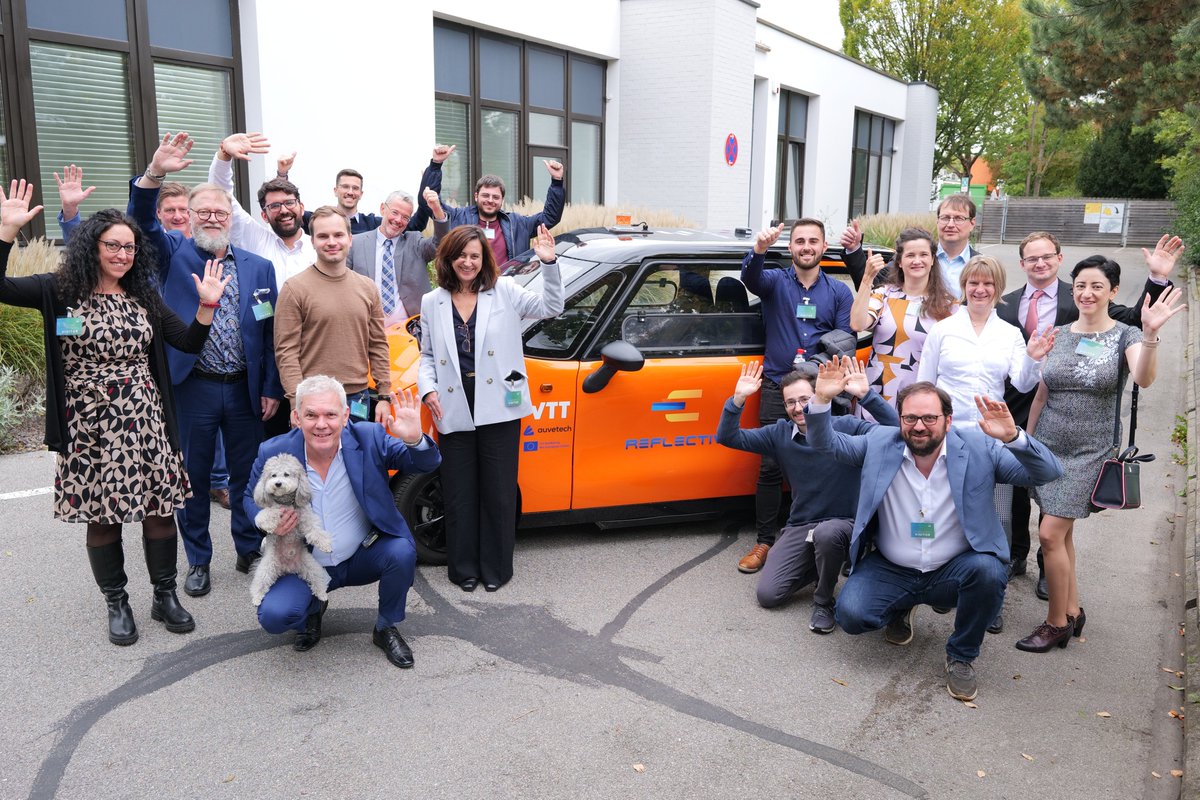 cinea_eu's tweet image. 🔎#ProjectinFocus A new level of convenience for EVs with wireless and conductive charging 👉 Meet the R-Lev heavy quadricycle, developed by #EU #H2020transport backed #REFLECTIVE project, led by @VTTFinland
✅ Zero-emission, modular, compact and safe❗️
🎬 youtube.com/watch?v=5I41nM…