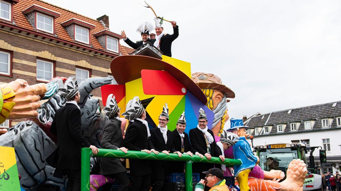 Na prikkelarme kermis nu ook prikkelarme vastelaovesoptoch
bit.ly/4h5wa8F