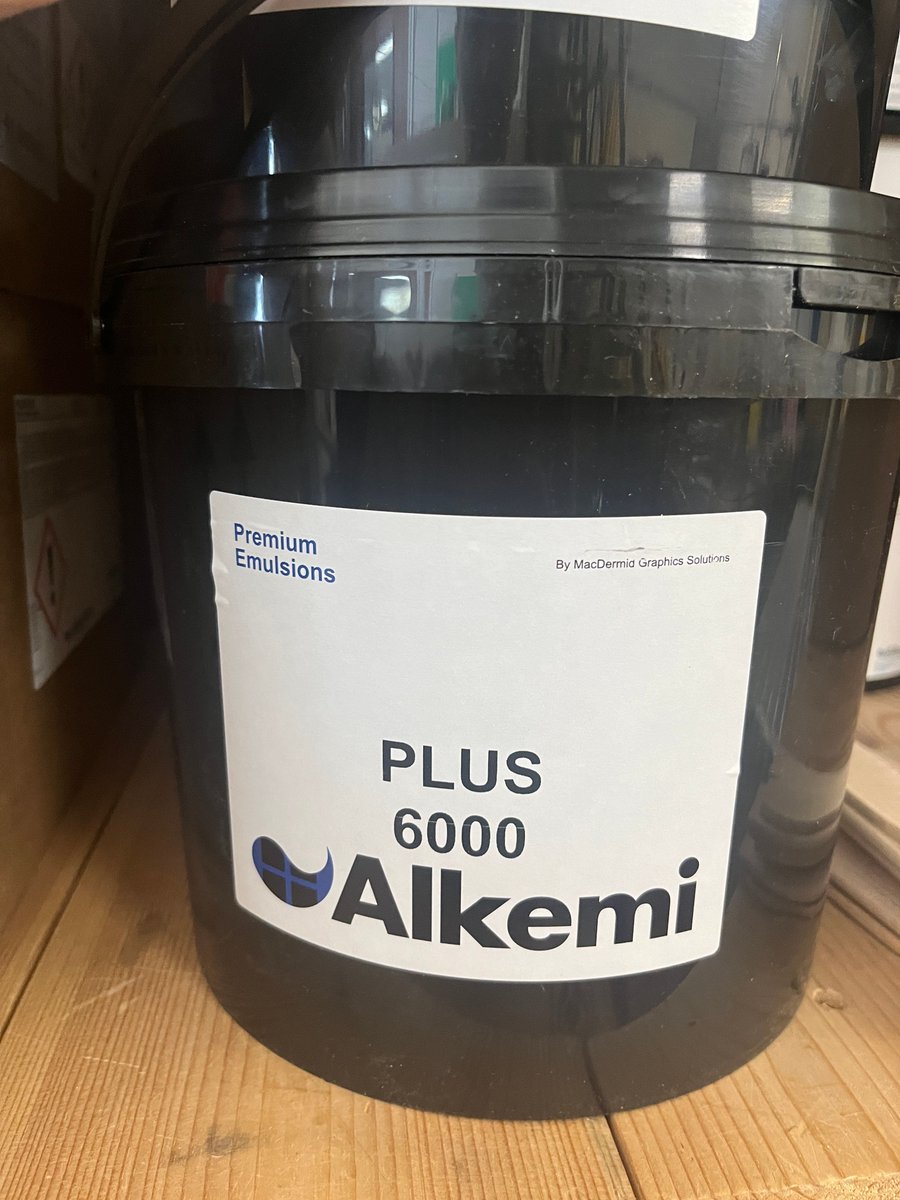 PyramidScreen's tweet photo. Use #Plus6000 for your #screenstencils to #print onto #garments , #jutebags , #wallpapers and #finearts . This #emulsionreclaims well, gives a #fantasticscreenstencil and has excellent #printdurability
https://t.co/MPLsdCnPdl https://t.co/JsZzwfvO5w