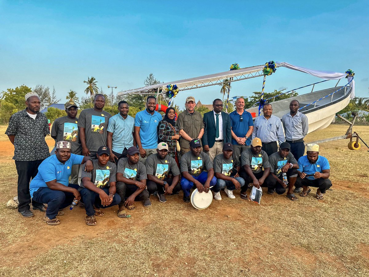 A patrol boat was handed to Chwaka Bay CMG in Marumbi on Jan 20, 2025, for 7 villages to fight illegal fishing, support Blue Economy policies, &amp; promote sustainable fishing. This effort was made possible with the support of <a href="/WildAid/">WildAid</a>  <a href="/WildAidAfrica/">WildAid Africa</a>