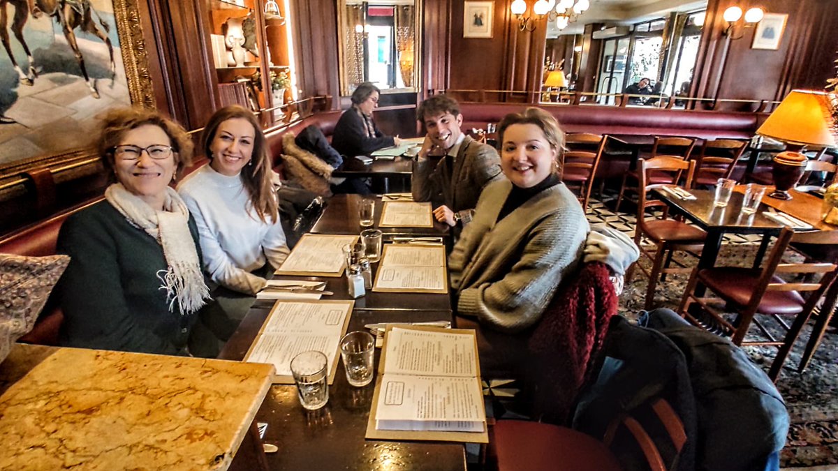 Dos días fantásticos de mucha intensidad #medieval en #París. Un placer haber escuchado al amigo y profesor <a href="/FLCorral/">Flcorral 🎓🍏</a> de la <a href="/usal/">Universidad de Salamanca</a> hablar de las #infantas de #León de los siglos XI y XII, y de #VellidoDolfos y el cerco de #Zamora. 
#historiamedieval #medievalismo #edadmedia