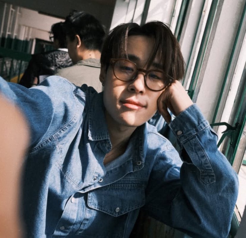 threetwo_www's tweet photo. I ❤️ Jeans https://t.co/RAmuZ7YnaL