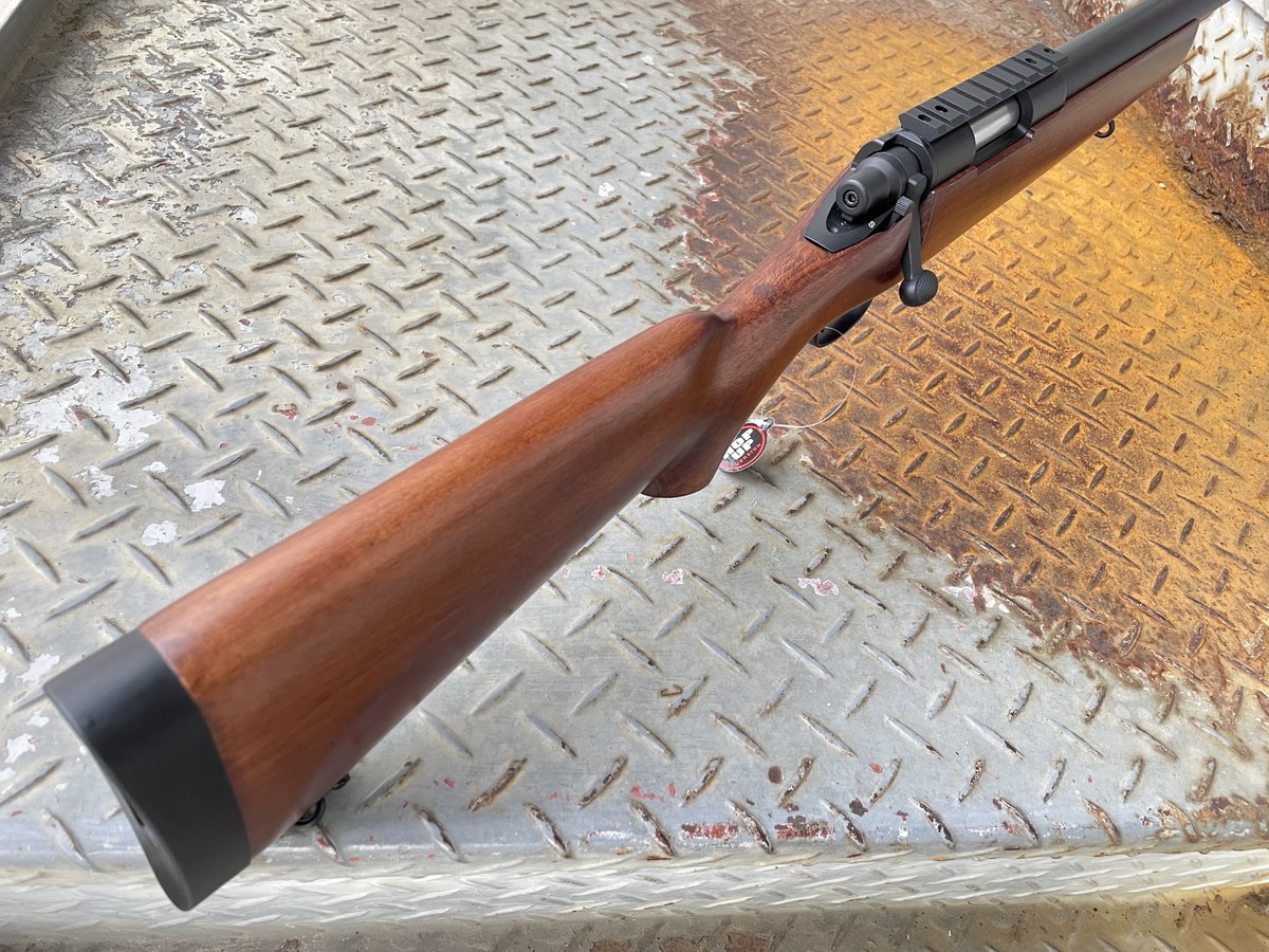 kinwa__official's tweet image. ー新製品情報ー

SNOW WOLF社製 M700 スナイパーライフル V-Style エアコッキングガン リアルウッドVer./TN　2色入荷

米 #Remington 社 Model700(#M700)をモデルとした #エアコキ シリーズに新色登場

内部メカとマガジンはマルイ製 VSR-10シリーズ準拠

圧倒的コストパフォーマンス🤩

#サバゲー