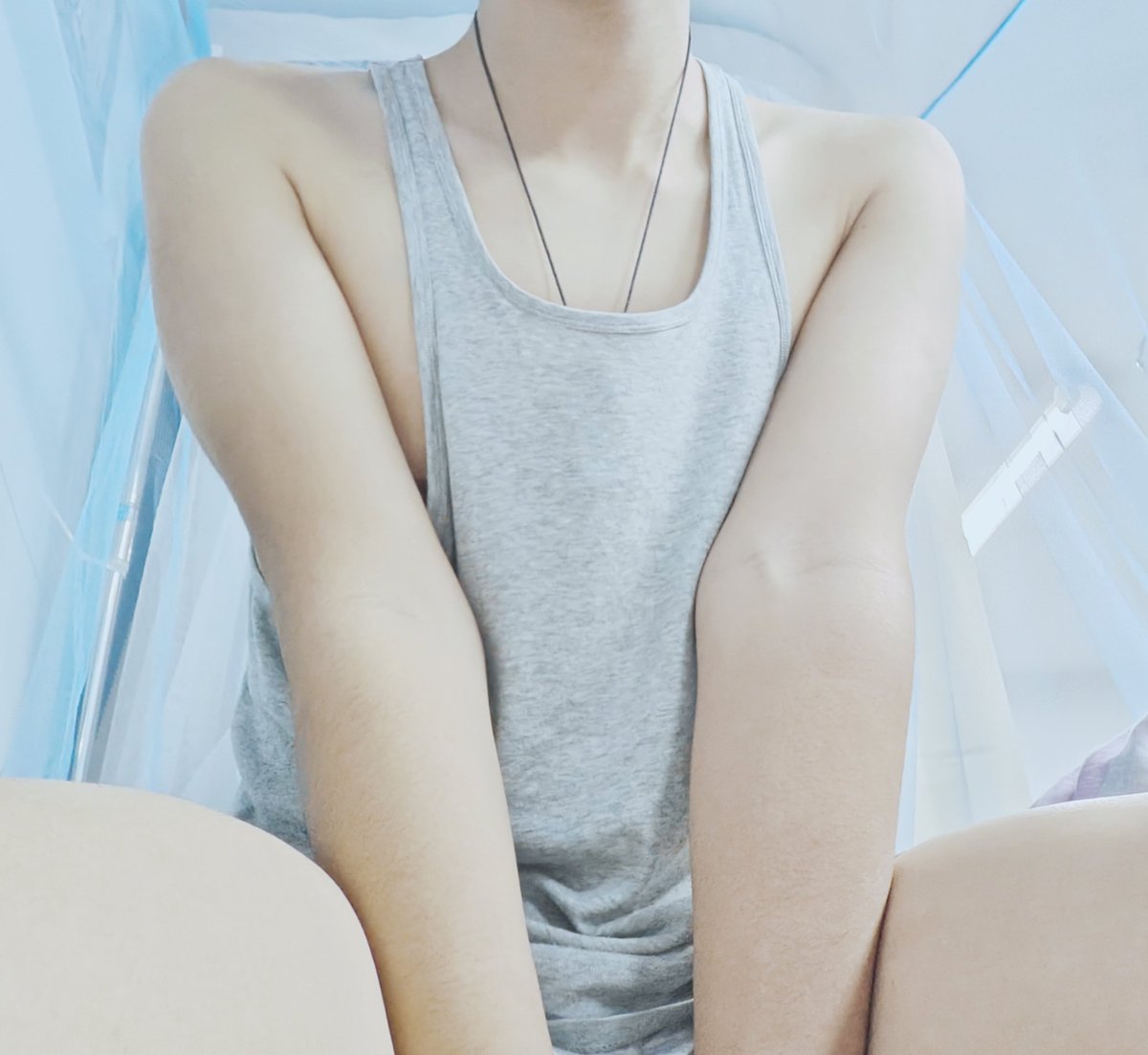 xing_mo49236's tweet photo. #男娘 #乖巧可爱 稍微普通一点啦在，这两张图 https://t.co/aC1ocmzp3G