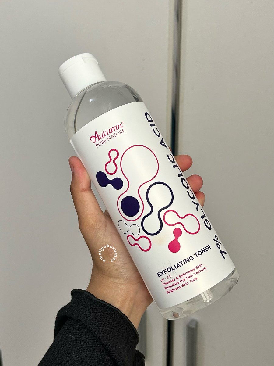 amaliyakusumaa's tweet image. 2025 memulai habit baru; beli skincare GENTONG aja.... karena lebih HEMAT💯👌🏻

setengah liter, setengah kilo, sekilo... bisa abis 6-12 bulan ini mah kataku😭👍🏻