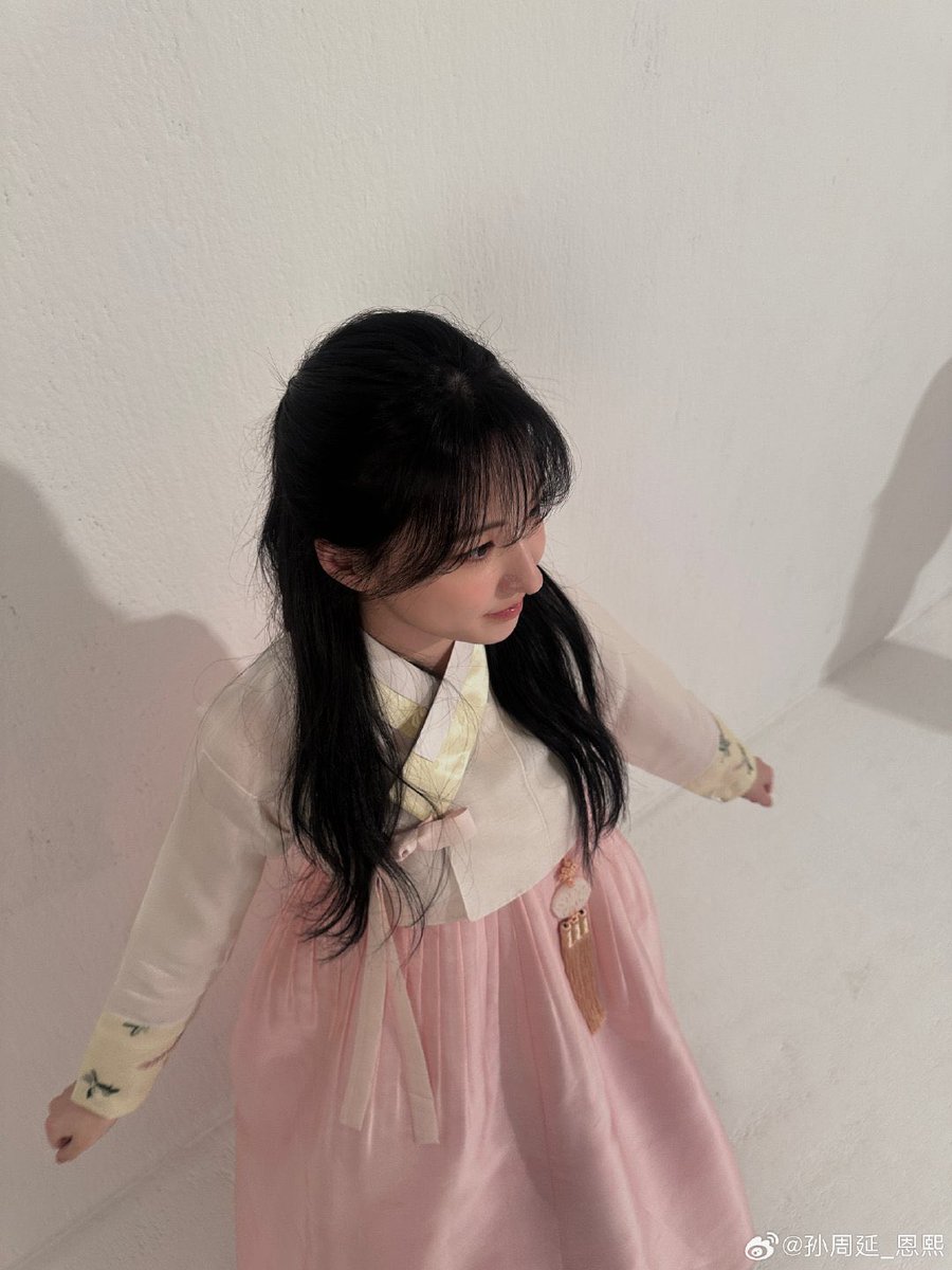 주여니 웨이보

❤️新年快乐哦❤️