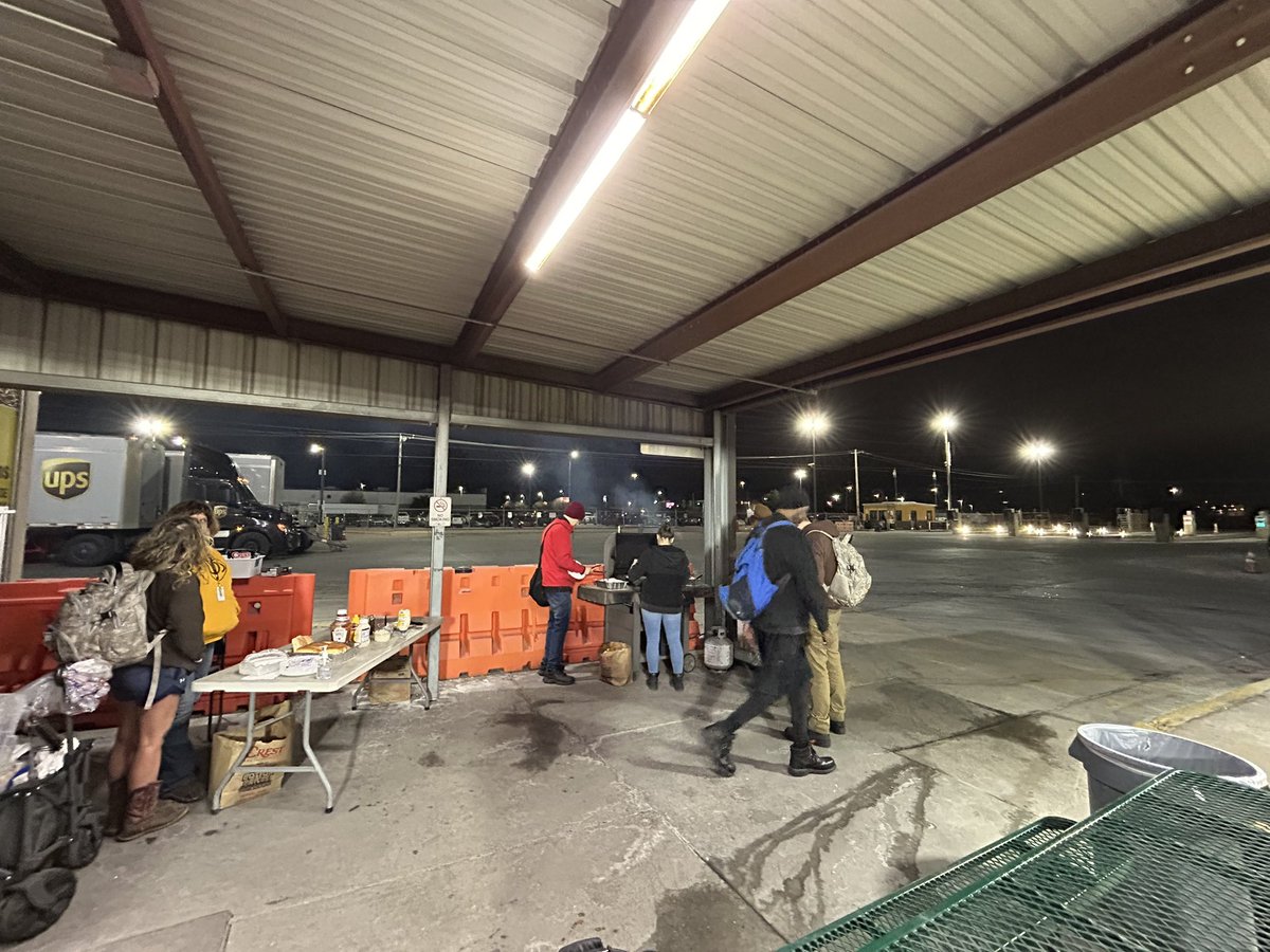 OKC Night Sort safety cookout! 

Celebrating 6 weeks incident free.. a great start to the new year! 🥳 

Great job everyone!