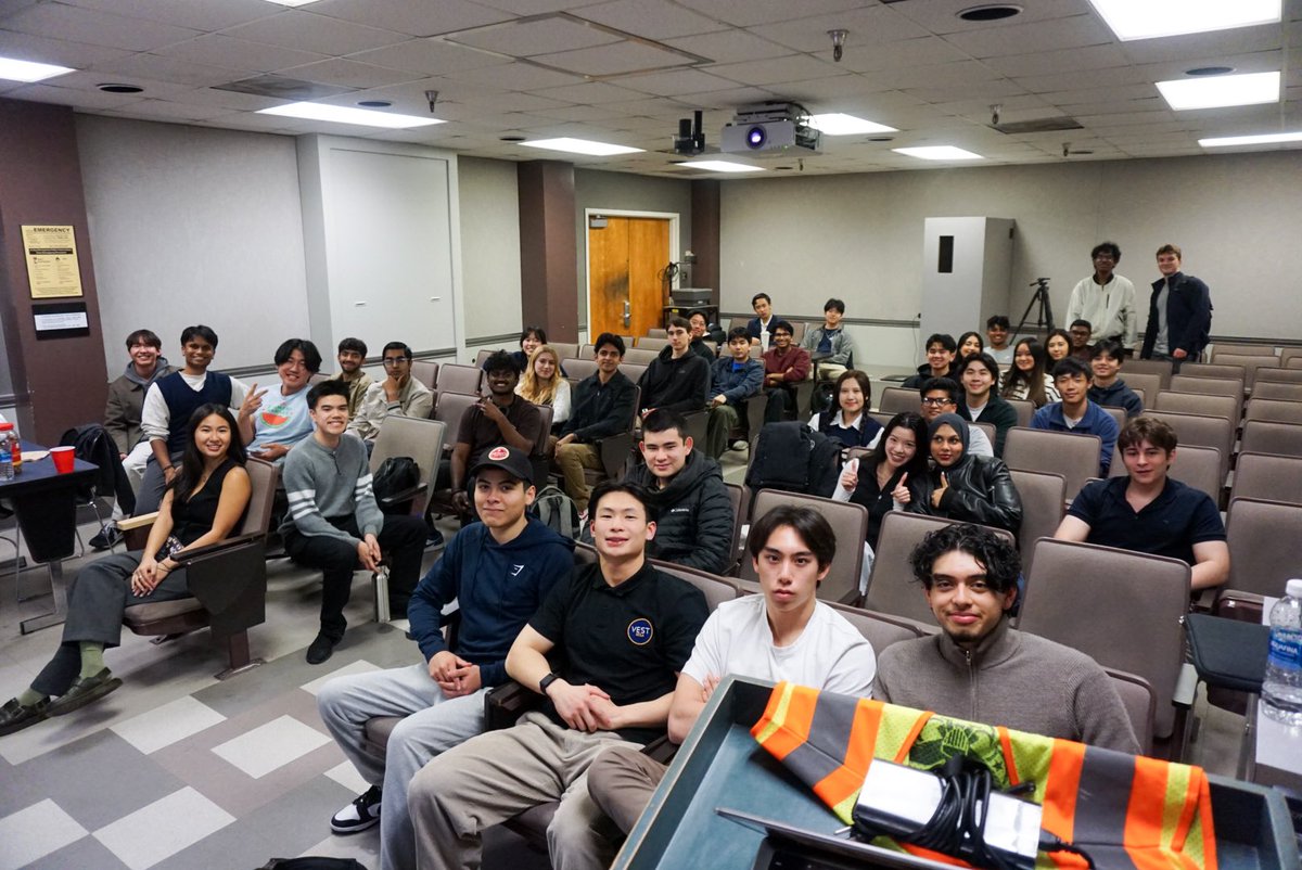 Kyle Jeong tweet media