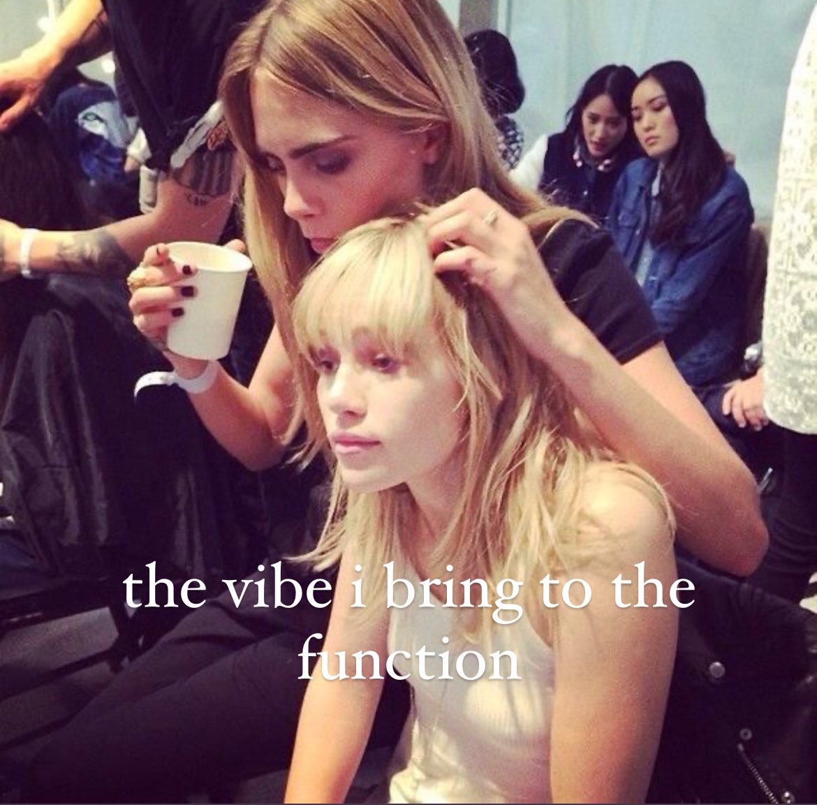 thea ᰔ tweet media