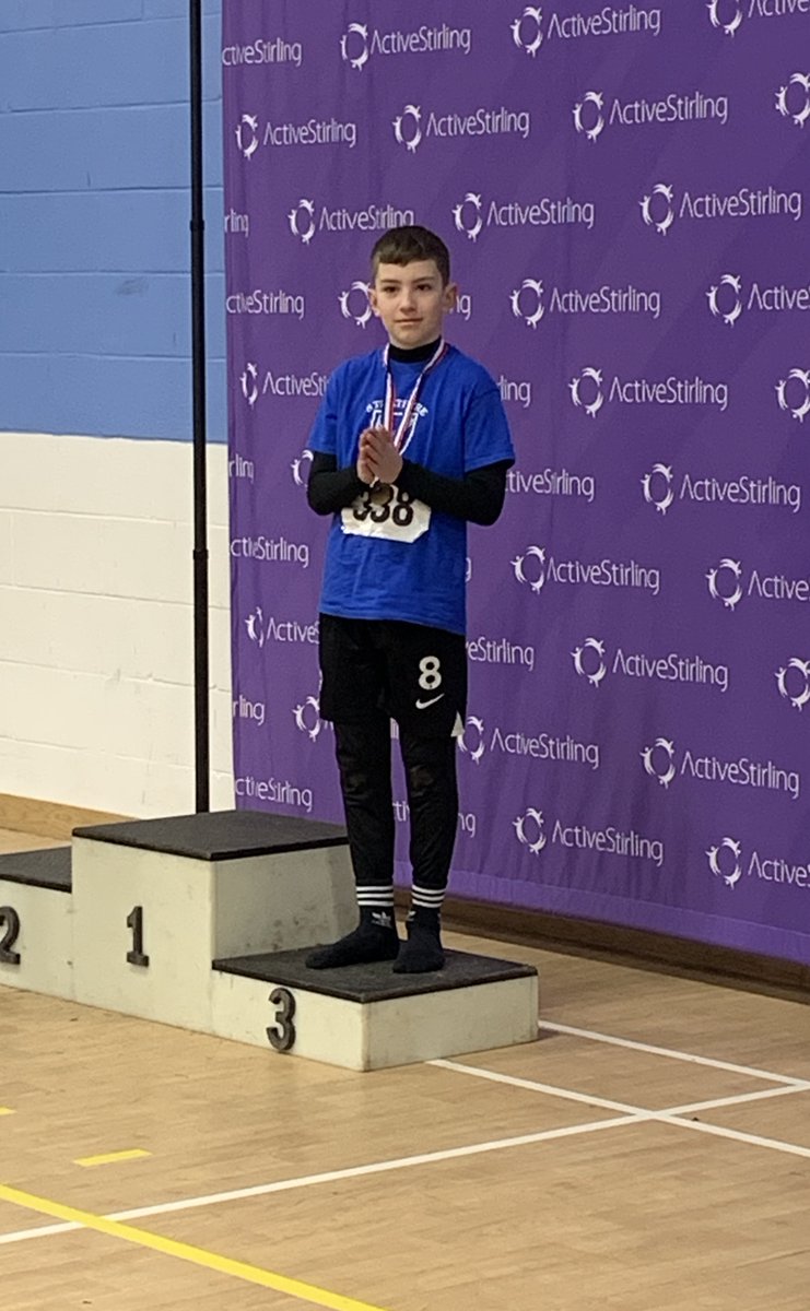 We had a fantastic morning at the Stirling Schools XC event. A big thanks to <a href="/ActiveSchoolStg/">Stirling Active Schools 🏳️‍🌈</a> for all their hard work today. 
Our runners all had a fantastic time and we came home with a medal 🥉