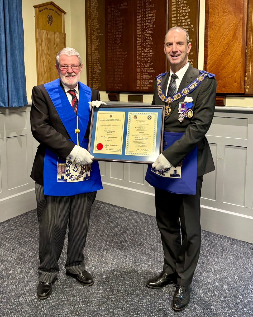 Roger Maber (@rogermaber) on Twitter photo Thank you for 50 fantastic yrs in #Freemasonry, Mike Wilks thanks all those gathered at his <a href="/8582Lodge/">Fareham Lodge 8582</a>.
Recognising his 10 yrs as head and outstanding contribution to <a href="/HantsMason/">Hants & IoW Masons</a> Jon Whitaker his successor awards Mike with both 50yrs in Freemasonry and Meritorious certificates. Thank you for 50 fantastic yrs in #Freemasonry, Mike Wilks thanks all those gathered at his <a href="/8582Lodge/">Fareham Lodge 8582</a>.
Recognising his 10 yrs as head and outstanding contribution to <a href="/HantsMason/">Hants & IoW Masons</a> Jon Whitaker his successor awards Mike with both 50yrs in Freemasonry and Meritorious certificates.