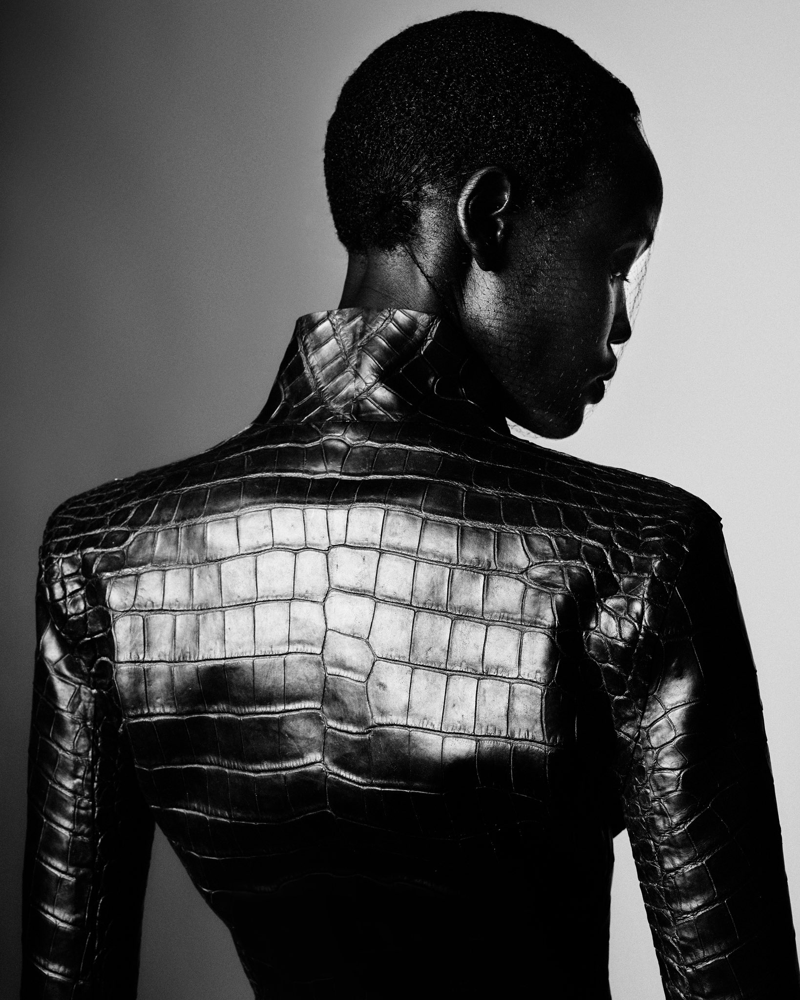 エルメス ツイリー ジャングルラブ レインボー ブラック エルメス(HERMES)エルメス ツイリー JUNGLE LOVE LOVE スカーフ 衣料品