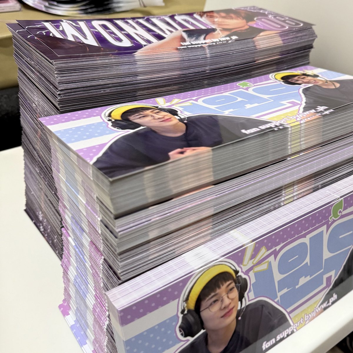 Hii meron ba gusto mag order ng Banner + Picket from us? Let us know since we're going to talk with our supplier 🥰 

Actual Picket &amp; Banner ⬇️