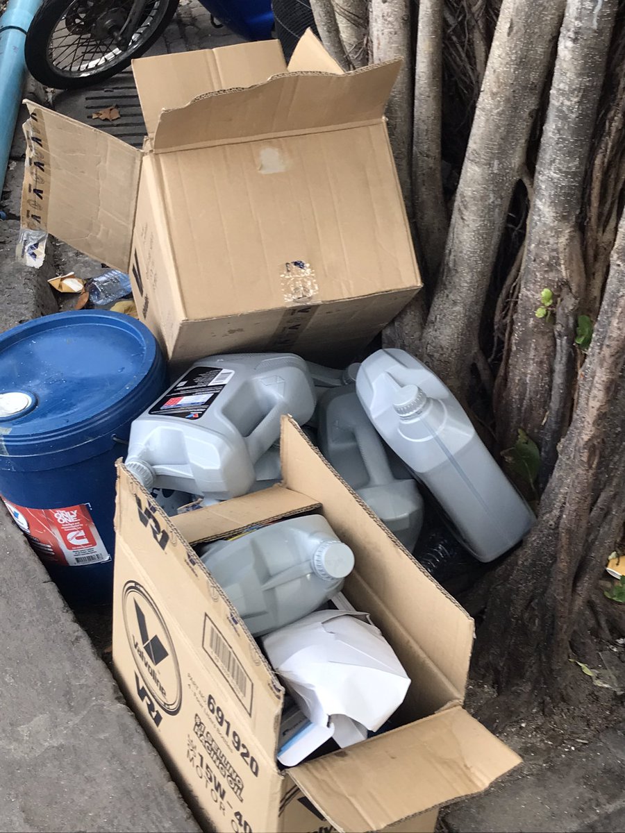 OBLU nature Helengeli dumping waste near MMA terminal. 👇