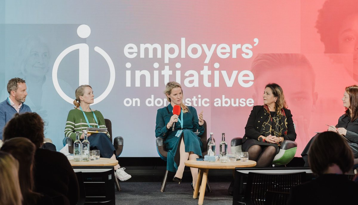 What do employers need to consider if an employee is going through the #FamilyCourts? What resources can employers signpost to? Family lawyer Georgina Hamblin shares tips for employers and victim-survivors of #domesticabuse
Watch here: youtube.com/watch?v=6oac0K…