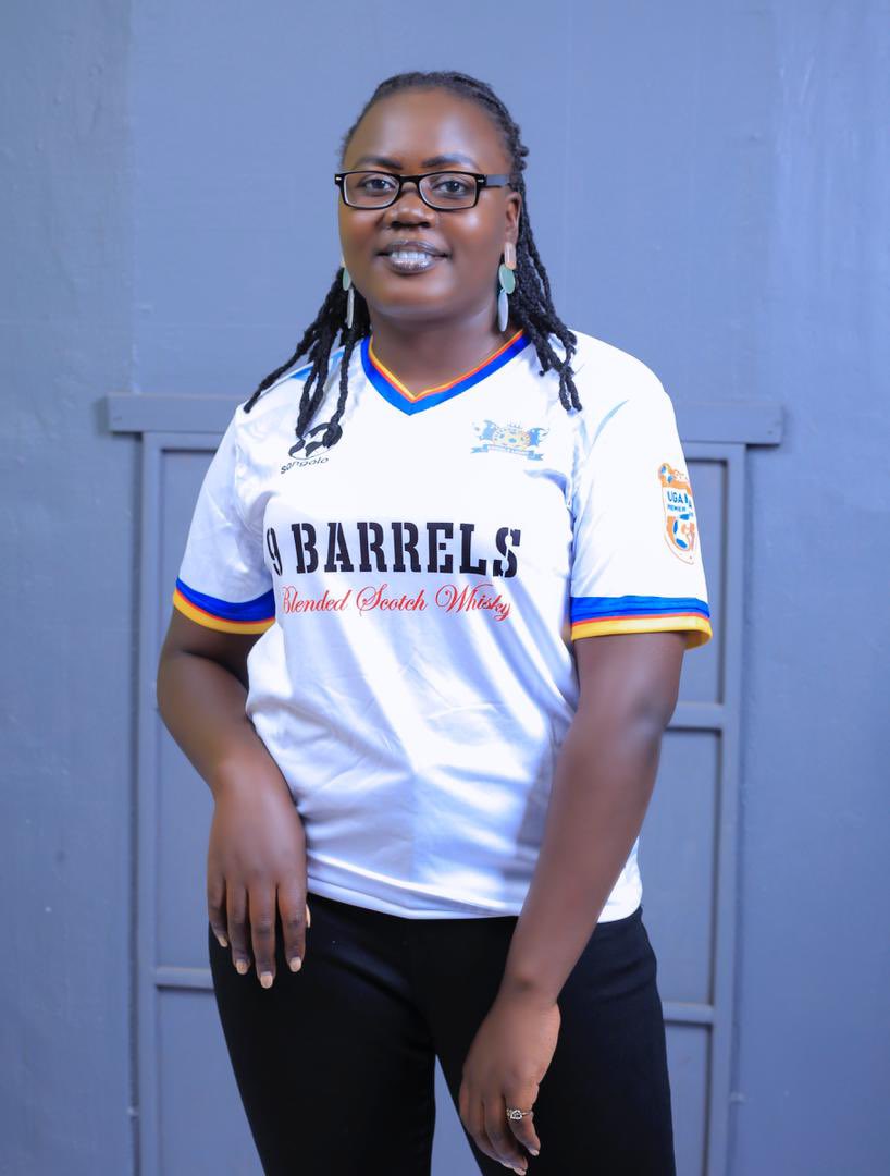 Kambayiseko jersey engolole ate nga tebaji unveilinga in the middle of the season. Ndi kiruddu Ulcer zinzita temunvuma😭😂🙏
#WCW