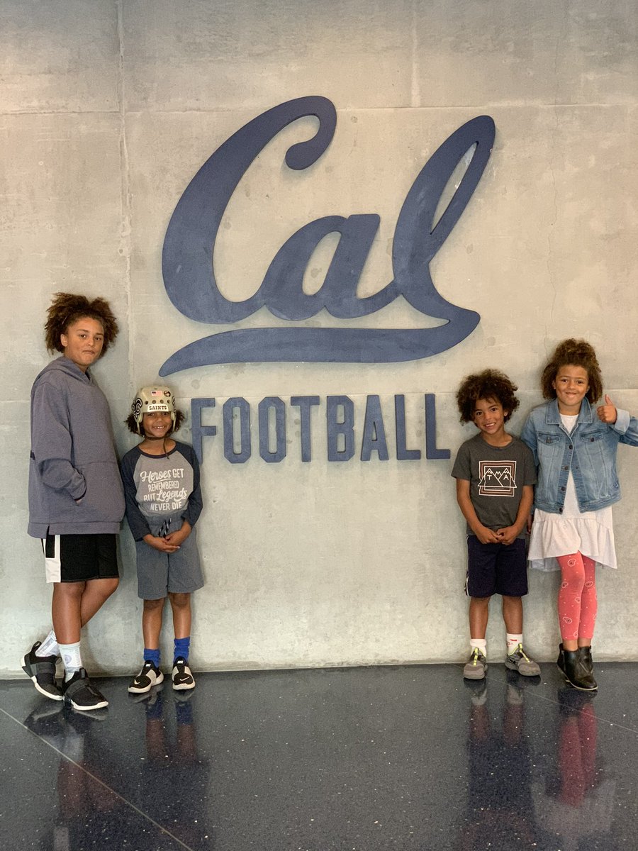 Helmets4Helmets's tweet image. Goodbyes are always tough! Yet, sometimes we have to face difficult moments, right? To our beloved Cal football family, we truly appreciate the warm welcome and embrace you’ve given us. It has meant the world every time someone took the time to stop us at the stadium, seek us out…