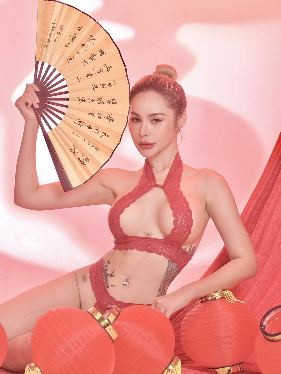 หมูมู๋ หิวอีกแล้ว tweet media