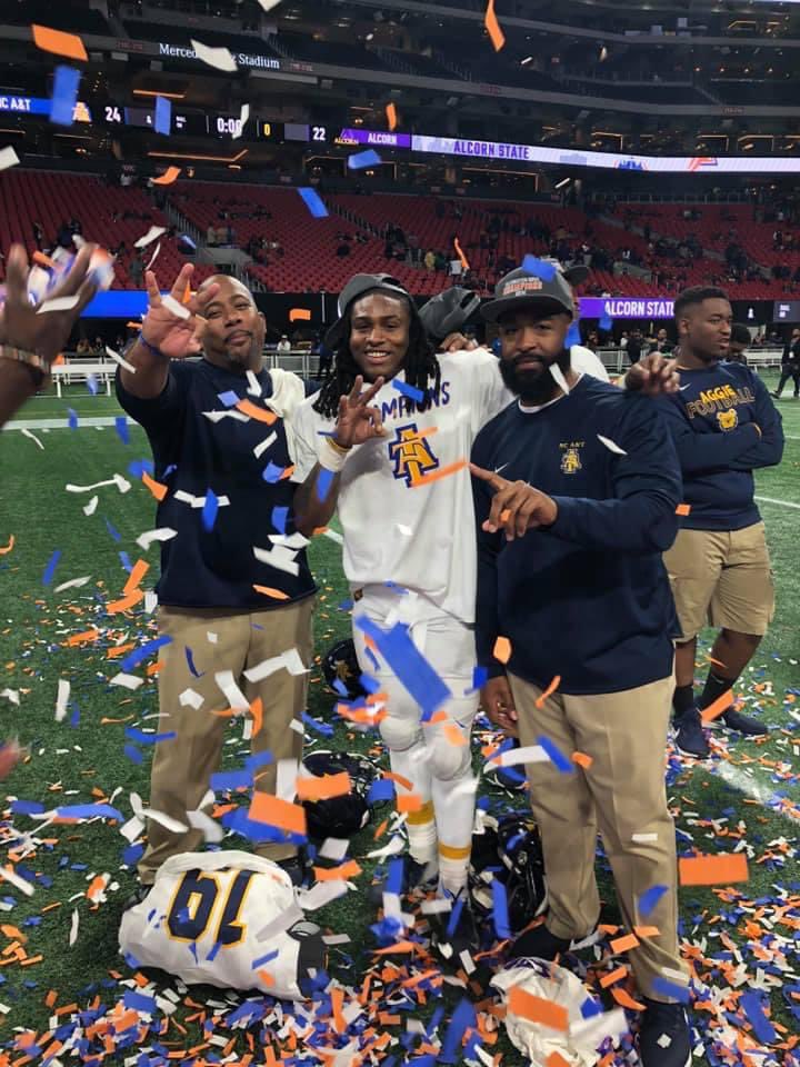 dcmaine30's tweet photo. Ima just leave this here #AGGIEPRIDE 🤧 now tell me I didn’t manifest this 💩 went toe to toe with everybody in my mentions bout my dawgs!! They called me crazy and in denial!! We gone see who was crazy!! #Trooopppsss #AGGIELANDWEBACK https://t.co/6YQV4imkaN