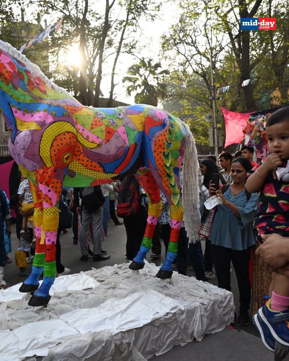 mid_day's tweet image. Varieties of Horses at the Kala Ghoda Art Festival 2025 in Fort, Mumbai 

Pic: @iamATULKAMBLE 

#KalaGhoda #Mumbai #SouthMumbai