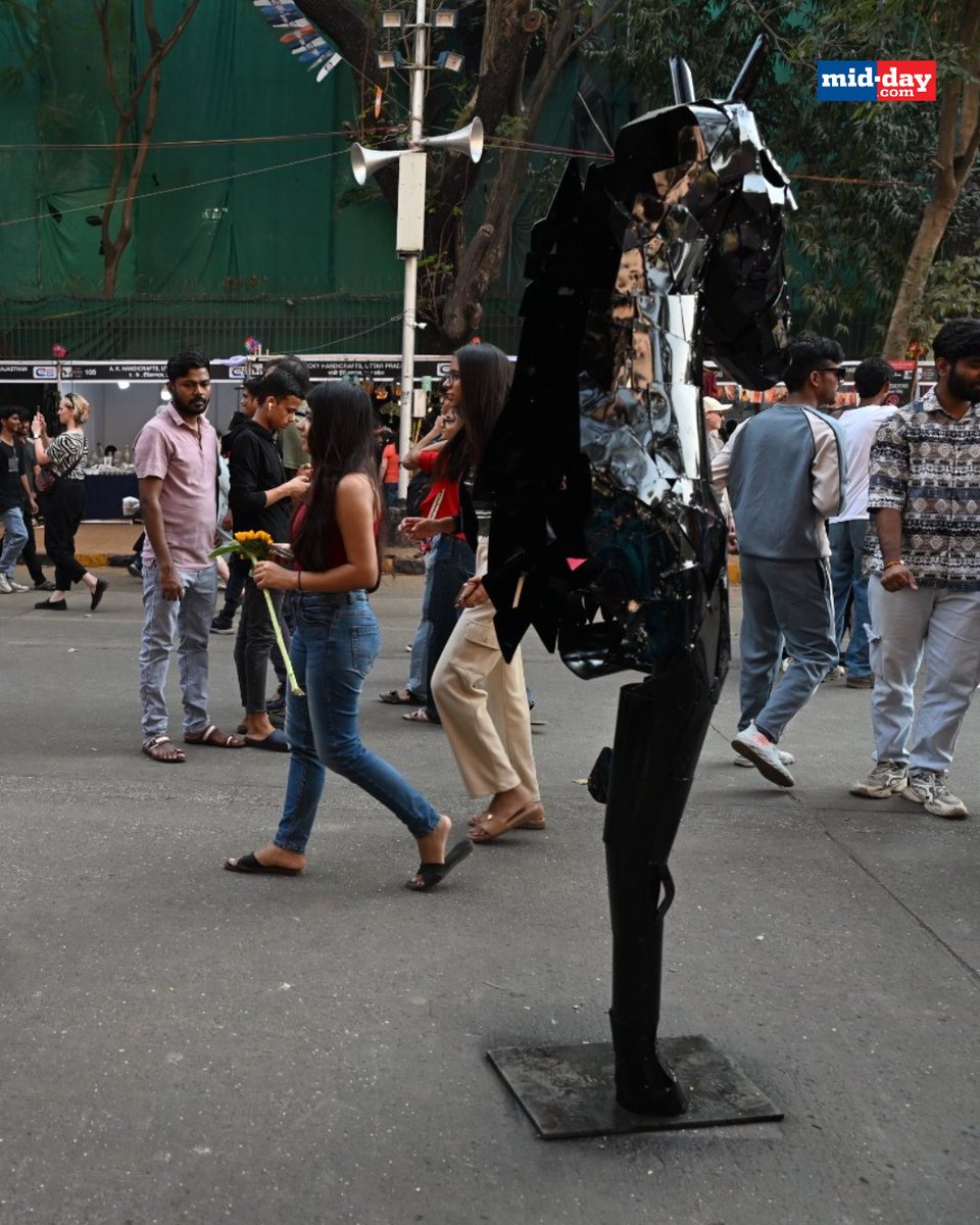mid_day's tweet image. Varieties of Horses at the Kala Ghoda Art Festival 2025 in Fort, Mumbai 

Pic: @iamATULKAMBLE 

#KalaGhoda #Mumbai #SouthMumbai