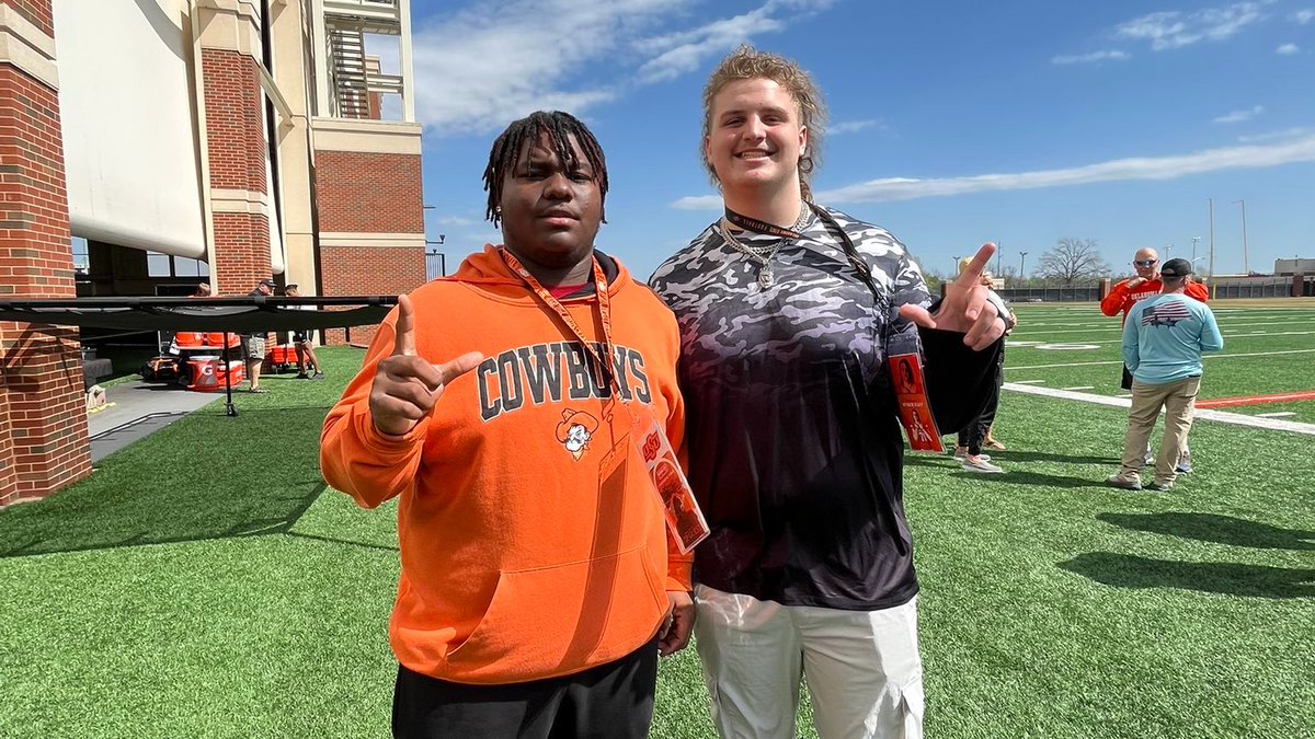 Oklahoma 27 get on the radar now OL prospects: 2027 names blowing up

⭐️Hackett holds Hawgs &amp; Huskers offers &amp; Reagan ready to blow up at Owasso🔥

STORY▶️🔗sixstarfootball.com/article/oklaho…

<a href="/Hunter_Reavis77/">Hunter Reavis</a> <a href="/Elien_Reagan8/">Elien Reagan</a> @_Will_Hight63 <a href="/CooperHackett65/">Cooper Hackett</a> <a href="/KaidenFord36/">Kaiden Ford</a>