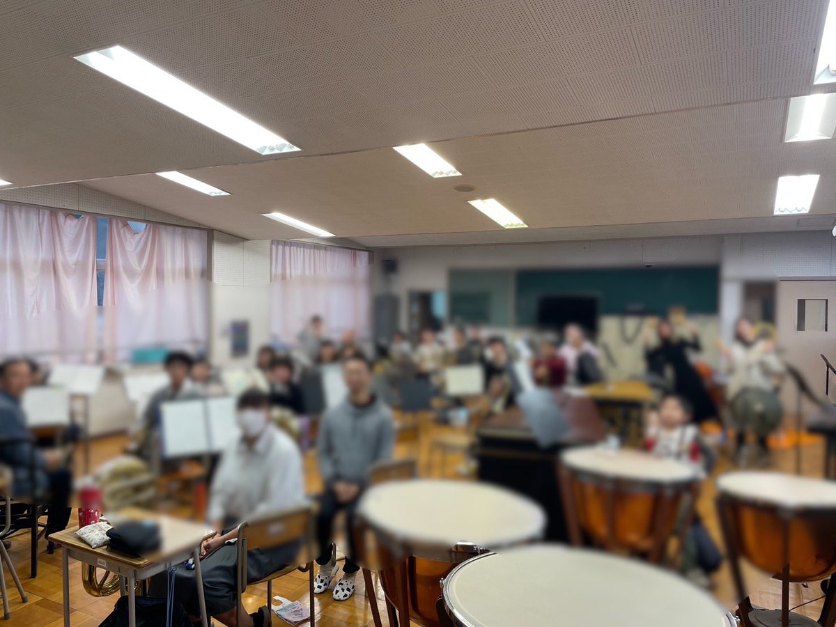 swwo_OBOG's tweet photo. 1月26日(日)は1日練習でした！
本番まで1ヶ月を切り曲の完成度も高くなってきました！！

#静岡西OBOGウインドオーケストラ 
#静岡県静岡西高等学校 
#吹奏楽部 https://t.co/8WtZqRxFZG