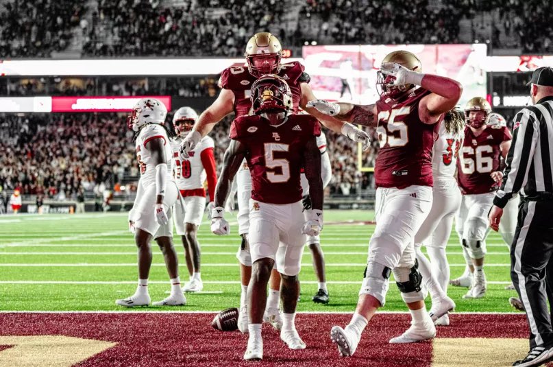 maxwarner26's tweet photo. After a great conversation with @CoachSHuggins I am very blessed receive an offer from @BCFootball ! @CoachFinger @RecruitWY @dolphinfootball #RecruitWY #PhinsUp #NextLevel #EarnIt #BostonForever https://t.co/ecsmKQyk78