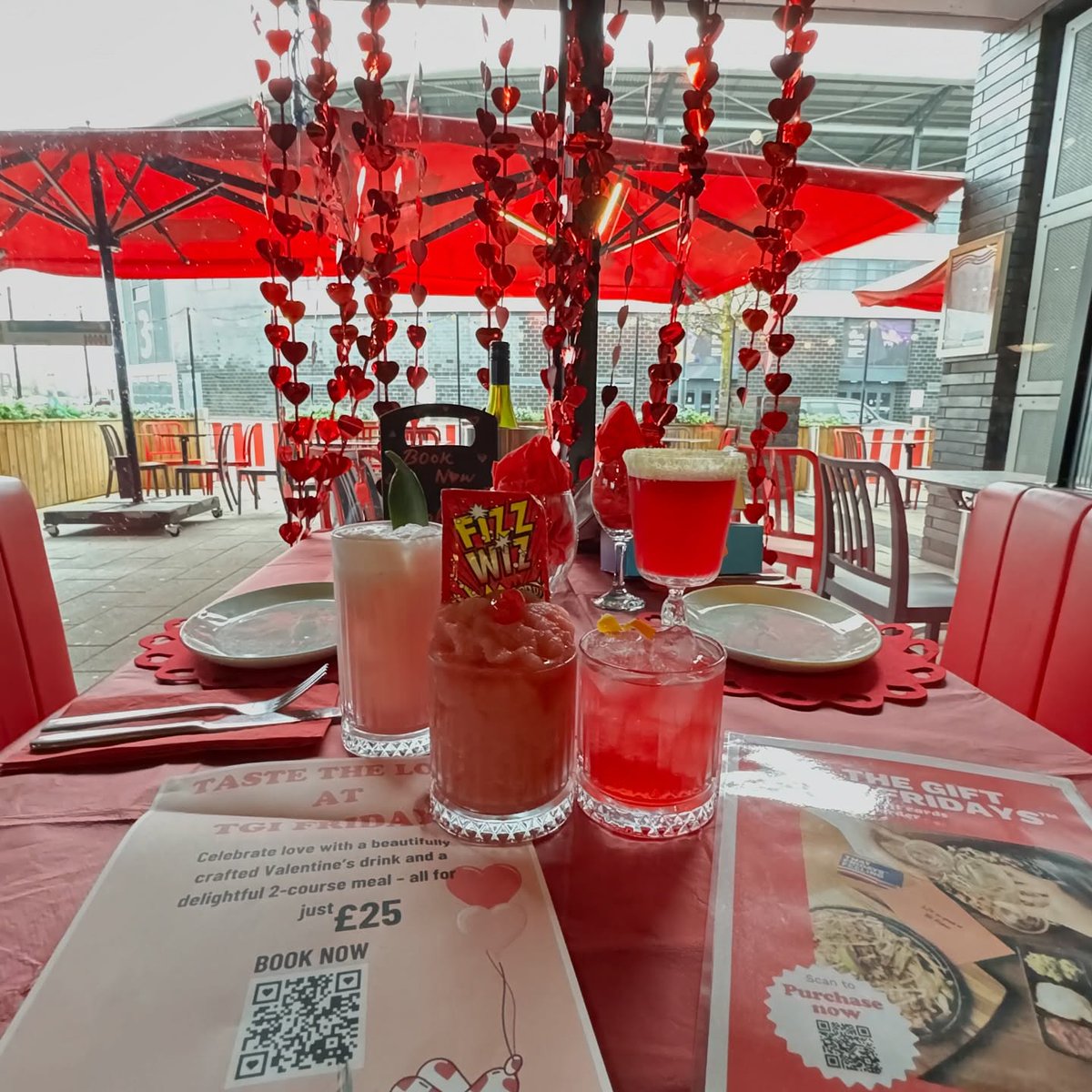 Join TGI Friday's this #valentinesday for their new limited cocktails.

Perfect for all reasons of celebration whether it’s a first date or a 20 year anniversary. They've have got you covered!