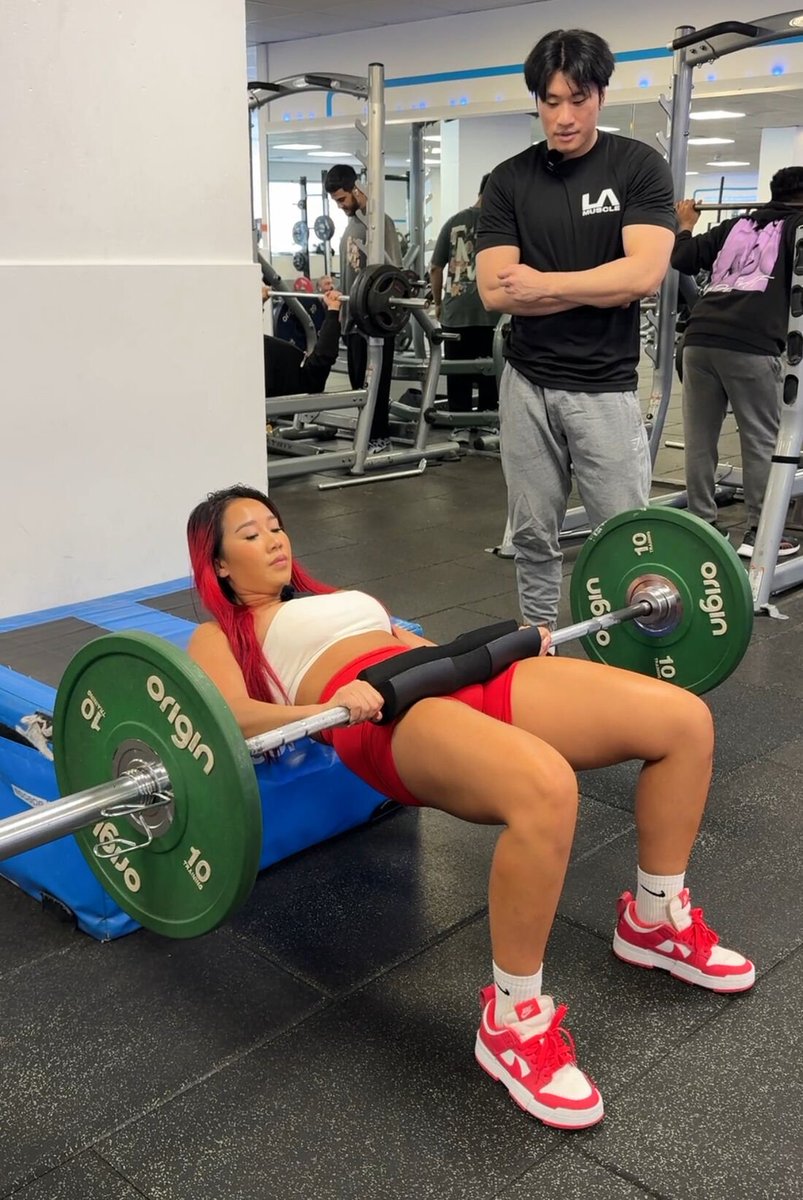 LAMuscle's tweet image. Photos From Intense Lower Body Workout
With Marcus and Veronica
lamuscle.com/knowledge/wome…

#workout #lowerbodyworkout #lowerbodyexercise #legday #photos #exercise #training #gym #knowledge #intense #powerfulworkout #learnenglish