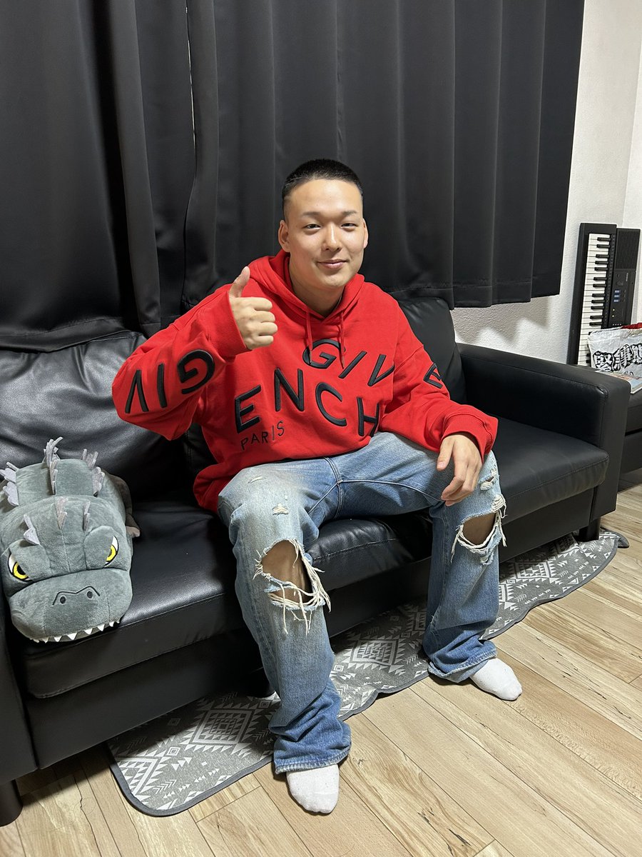 2組目はBlast君 <a href="/blast__against/">Blast</a> が来てくれました！
・
今回イケイケの曲録らしていただきました！
・
ビートに最高な乗り方かましてくれて聴いたらぶち上がる曲に仕上がりました！現場でも絶対盛り上がるんでぜひ体感してみてください！