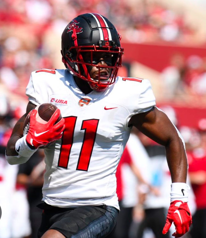 Blessed to receive an Offer From <a href="/WKUFootball/">WKU Football</a> <a href="/CoachOBrien_/">Kevin O'Brien</a> Go Hilltoppers🔴⚫️🔴⚫️ <a href="/CoachL__/">Coach L</a> <a href="/TDARecruiting/">Touchdown Alabama Recruiting</a> <a href="/HallTechSports1/">Hall-Tech Sports</a> <a href="/PrepRedzoneAL/">Prep Redzone Alabama</a> <a href="/RRU18878187/">RRU (Ken Sanders)</a> <a href="/ALLGASATHLETES/">ALLGAS ATHLETES™️ ⛽️⛽️⛽️⛽️</a> <a href="/DownSouthFb1/">Down South</a>