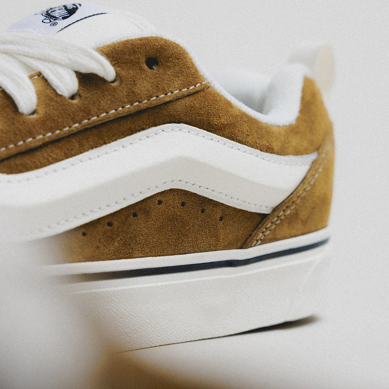 sdmlinks's tweet photo. 🚨 Promoção Inédita:
🔥 O fenômeno.

Vans Knu Skool "Suede Pack"
De R$699,99 | Por R$476,00

Na Vans: https://t.co/qxlavV5J6S https://t.co/vB3A5JpFYg