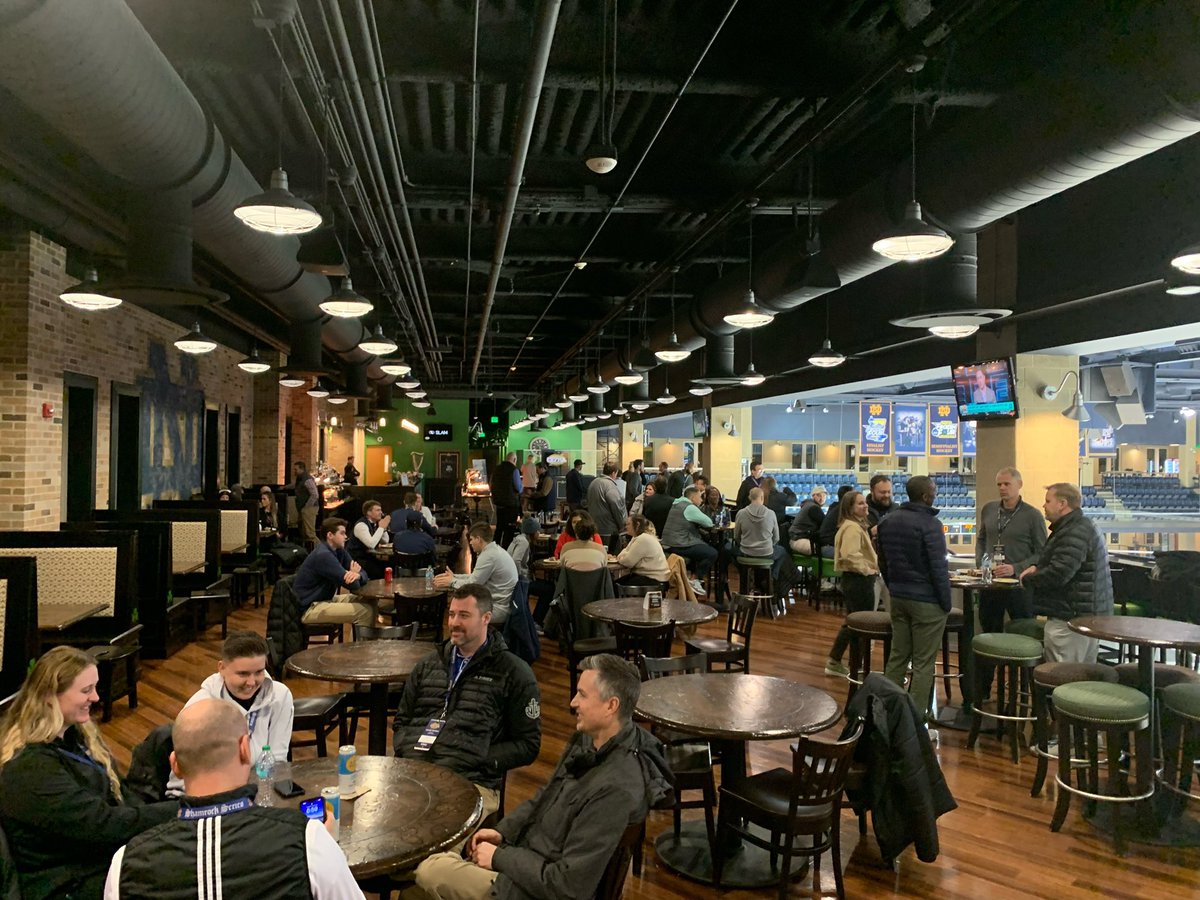 cefmafacilities's tweet photo. Just a few exciting photos of our Midwest Regionals to start your Wednesday!

Thank you to @FightingIrish and @gvsulakers for being gracious hosts! https://t.co/RRZvpnJzuY