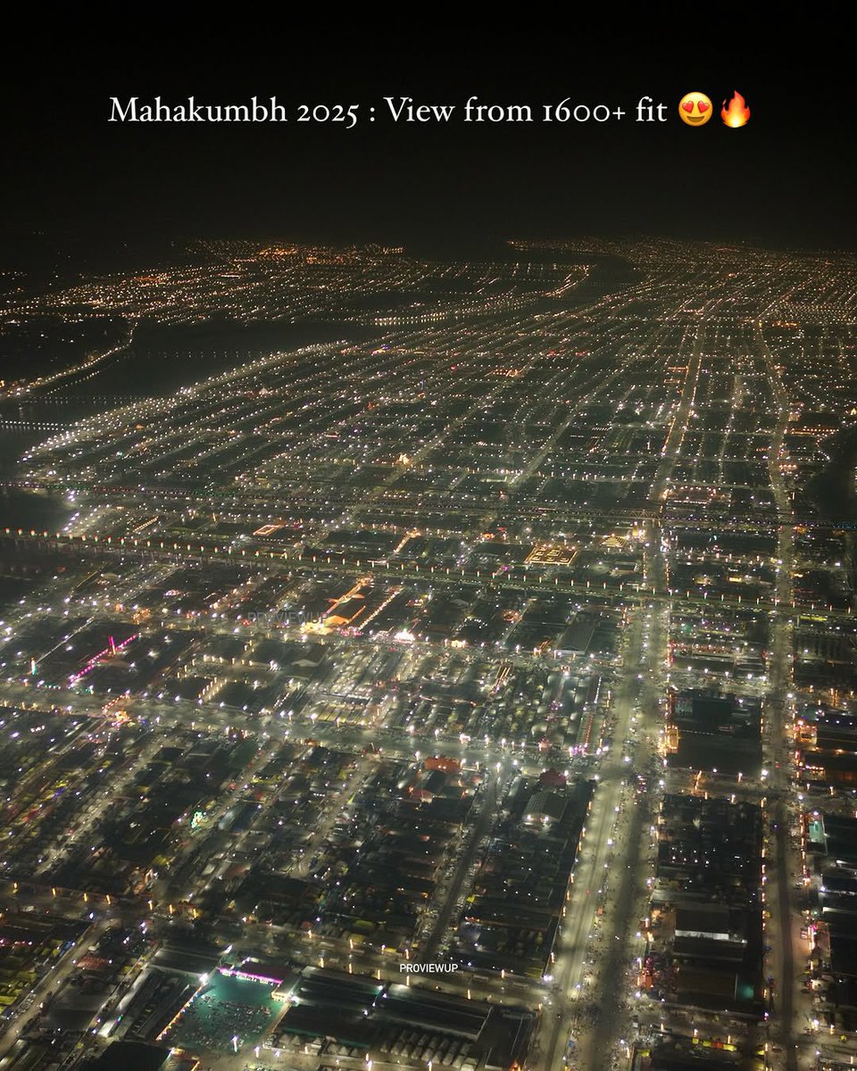 Amarrrrz's tweet photo. 📍Night View Prayagraj, Uttar Pradesh 🇮🇳

#MahaKumbh2025 #MahaKumbhMela2025 https://t.co/iMipD5Ug7j