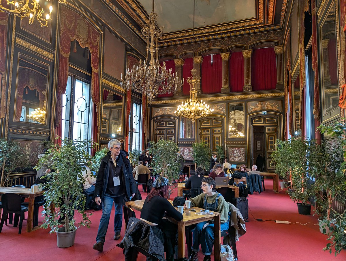 Now *this* is a press office. Angoulême town hall overtaken by hacks... <a href="/NujParis/">NUJ Paris</a> <a href="/NUJ_LFB/">NUJ London Freelance Branch 🗞️</a> <a href="/NUJofficial/">NUJ</a>