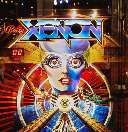 ゼビウスのキャラなどもですが、ロゴからしてメタリックで、未来的