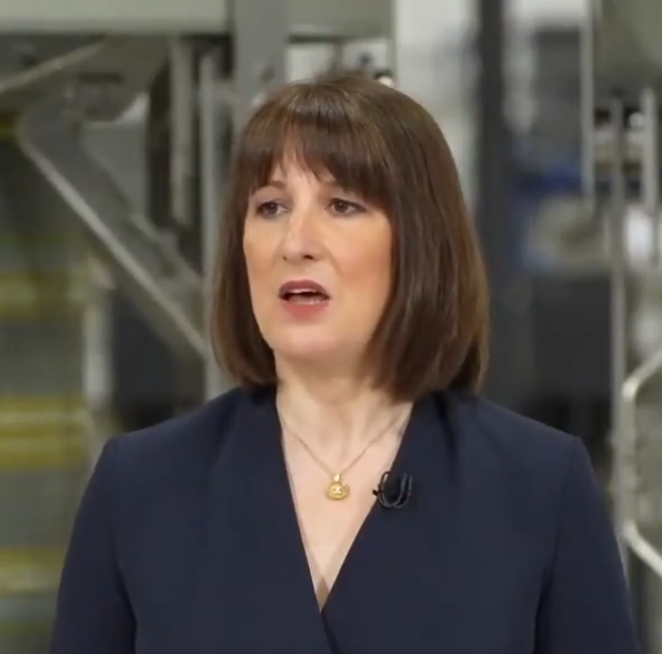 You couldn’t make it up. On the same day Rachel Reeves gives her ludicrous speech on growth, Tesco cuts 400 jobs and Lloyds shuts 130+ branches.

Last week, Sainsbury’s axed 3,000 jobs. Ed Miliband has killed up to 6,000 jobs. Businesses are collapsing. 

Labour are a disaster.