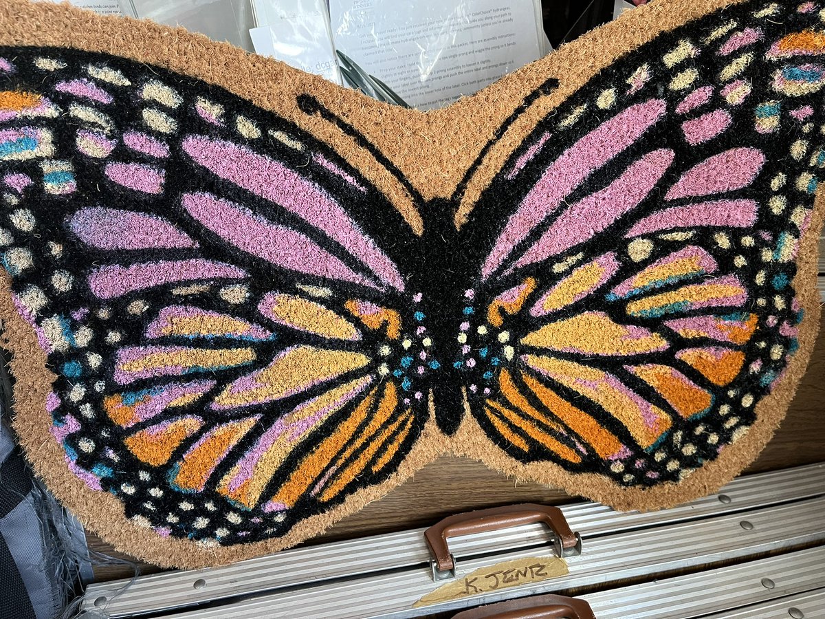 WDCGardener's tweet image. Confession:I am a doormat hoarder. I love having a fresh doormat for each season at both my front and back door.  I saw this one at Michaels and had to have it. Looking forward to putting it out when spring arrives. What are your secret garden obsessions? #GardenDC  #outdoordecor