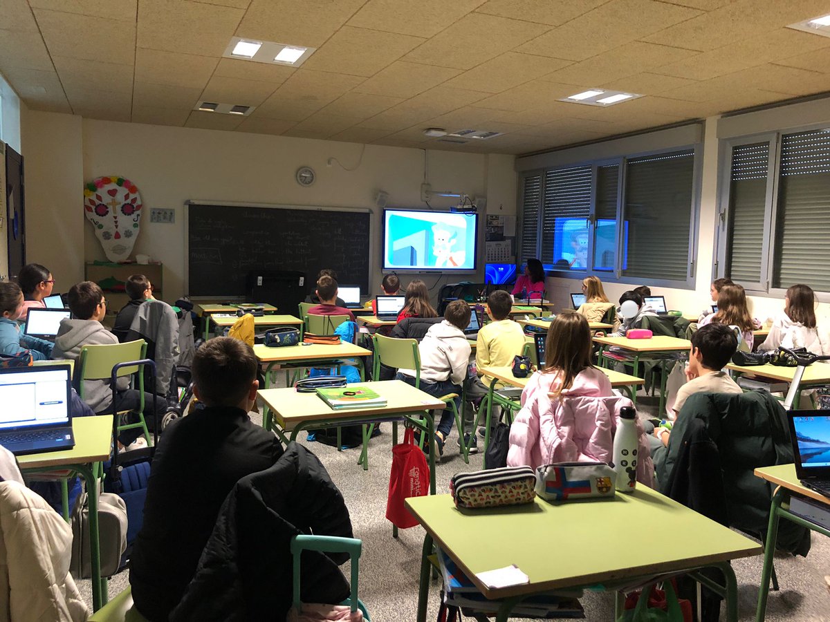 Hoy los @MMCCPalencia han llevado sus talleres del Plan de Seguridad y Confianza Digital hasta el <a href="/CEIPVILLALOBON/">CEIP CLARA CAMPOAMOR</a>, IESO La Ojeda-Boedo y <a href="/ColeMarques/">MarquesdeSantillana</a>  #CompDigEdu_Pa #SID2025 #DiaDeInternetSegura