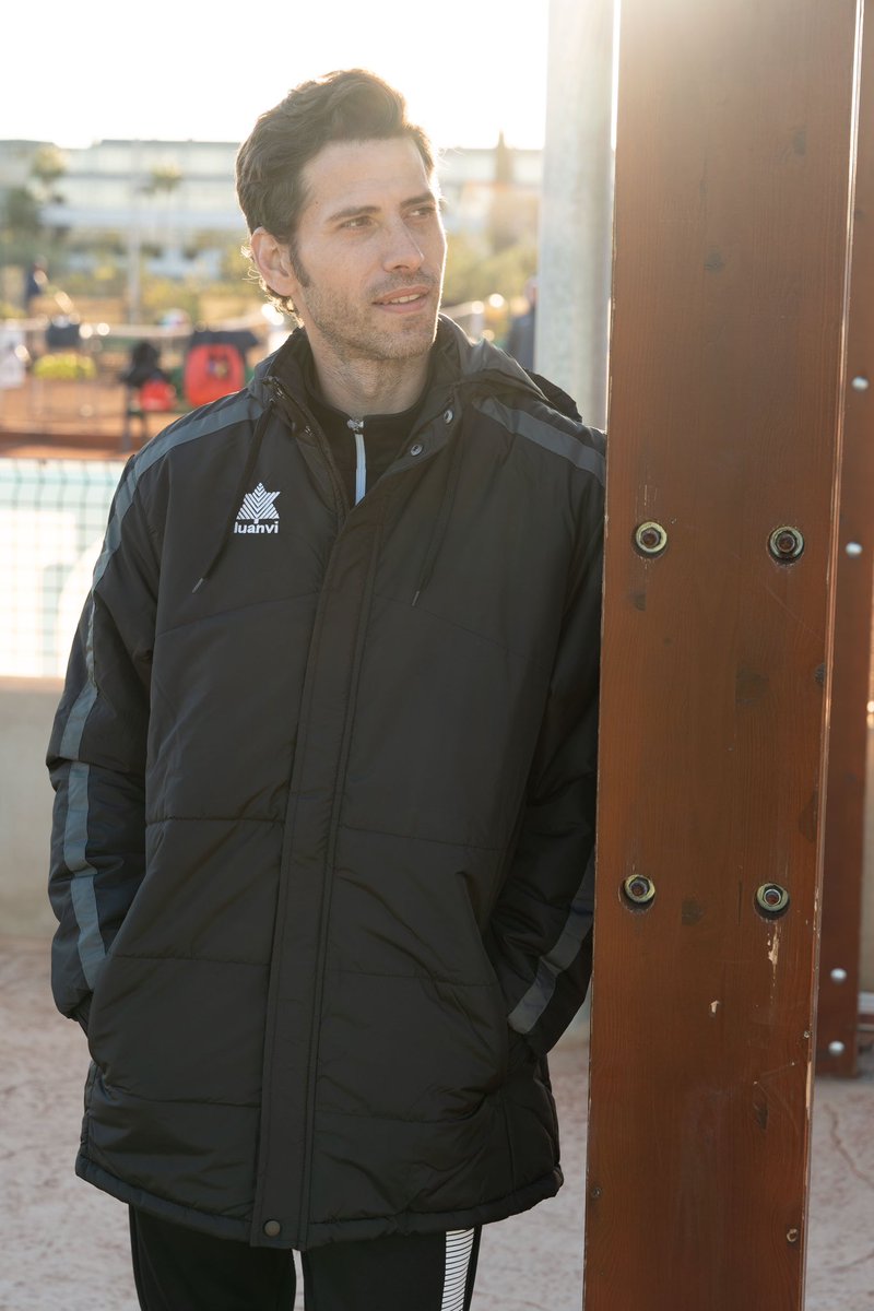 Que el frío 🥶 no te pare.
Aprovecha las Rebajas de Luanvi.
luanvi.com/es/364-rebajas

#rebajas #deporte