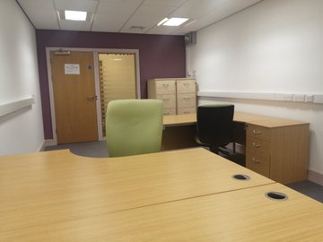 BRFCBusiness's tweet photo. Ever thought about an office in Rovers' stadium?

Blackburn Rovers Business Centre, located within the iconic Ewood Park🏟️home of @Rovers currently have just a few Suites available from only £262.77 + vat per month.

Call today for more information
📲0⃣1⃣2⃣5⃣4⃣5⃣0⃣8⃣1⃣3⃣9⃣ 💼💻⚽️ https://t.co/QPE1c16xw4