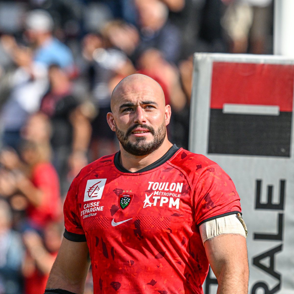 RCTofficiel's tweet image. 🔵⚪🔴&amp;amp;⚫

@JBaptisteGros portera le numéro 1️⃣ ce vendredi soir pour affronter les @WelshRugbyUnion au @StadeFrance avec @FranceRugby 💪🔥

#ParceQueToulon #NeFaisonsXV #FRAGAL