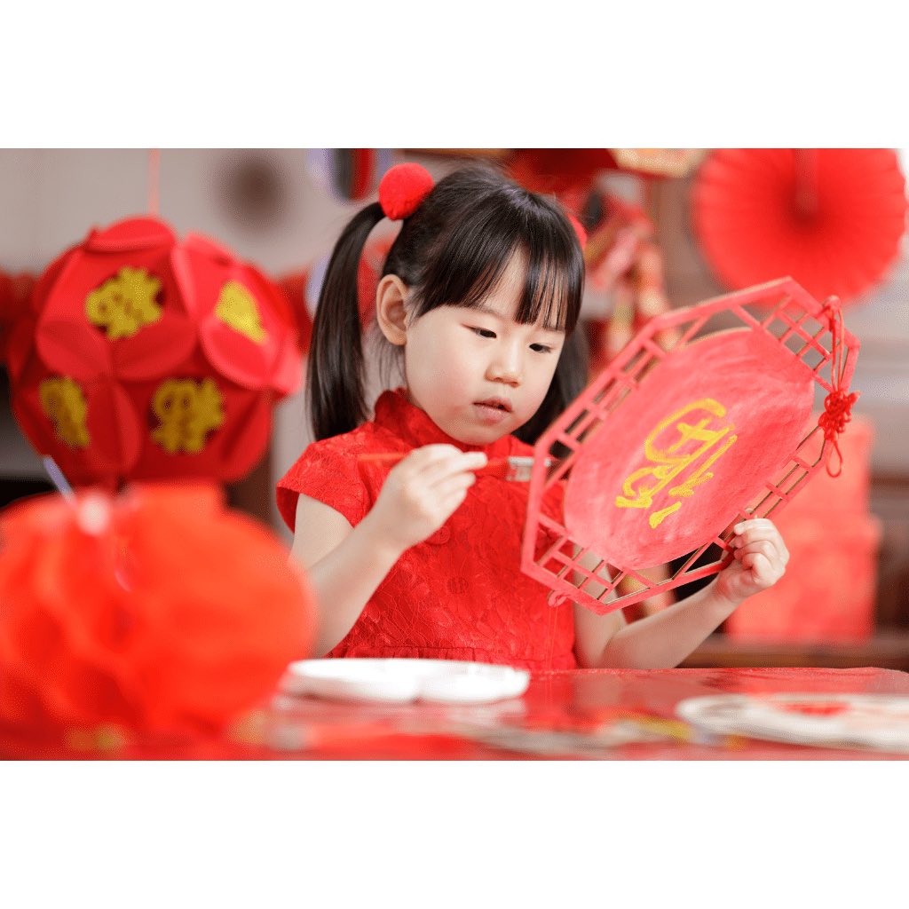 ClareLouHart's tweet image. #Montpellier is sending #HappyChineseNewYear wishes to everyone in our dear sister city @Chengdu_China🎉
恭喜发财 !
🎊 Wishing you all a prosperous and joy-filled year of the Snake🐍🧧✨ 
#ChengduVibes #新春快乐 #memoriesofchengdu